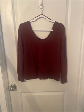 Banana Republic Maroon Scoop Neck Long Sleeve Sweater